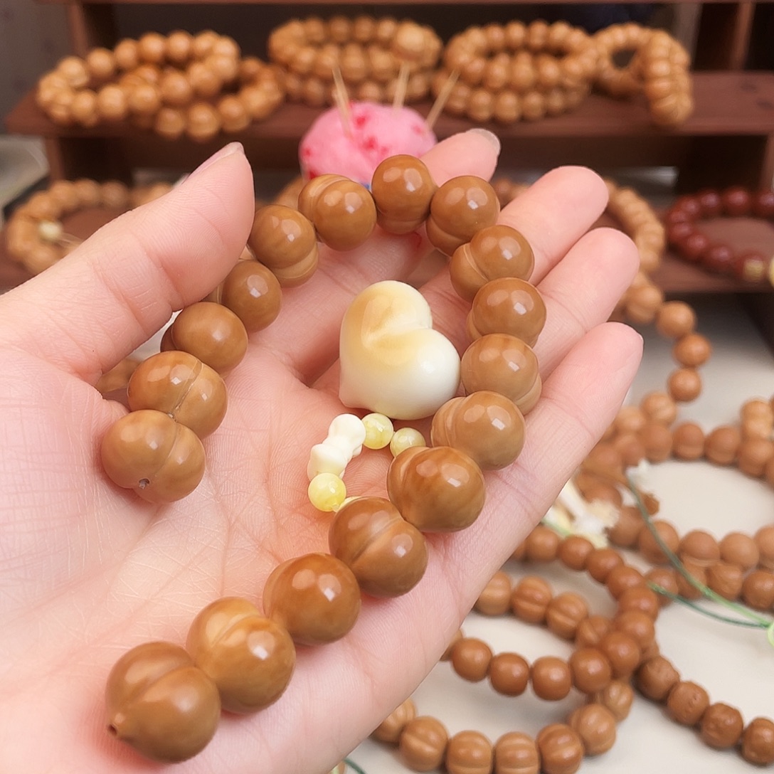 猴头核桃吊坠屁桃➕配饰1