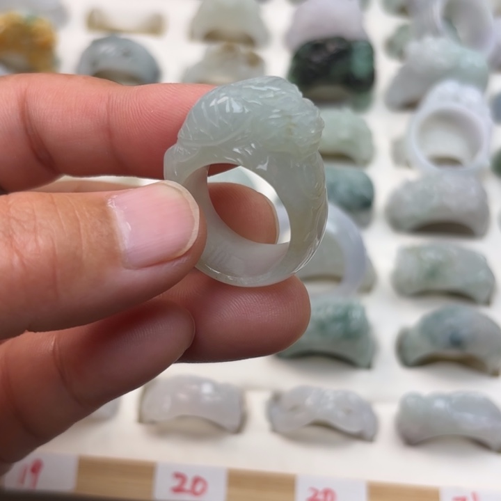 翡翠未镶嵌戒指港码19龙龟261