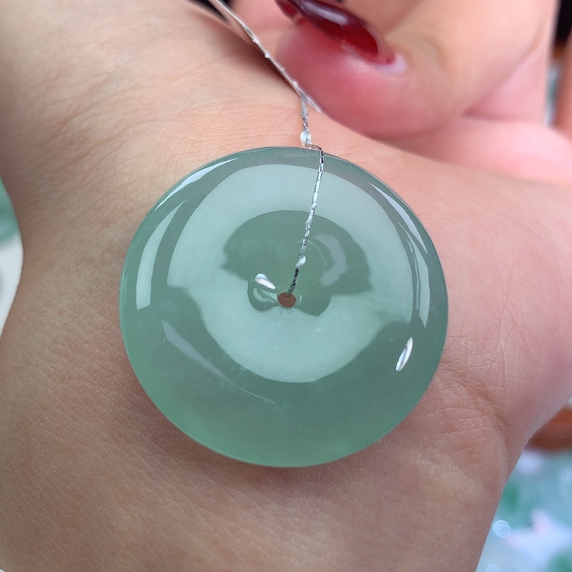 【闪购商品】翡翠吊坠(不含链)未镶嵌