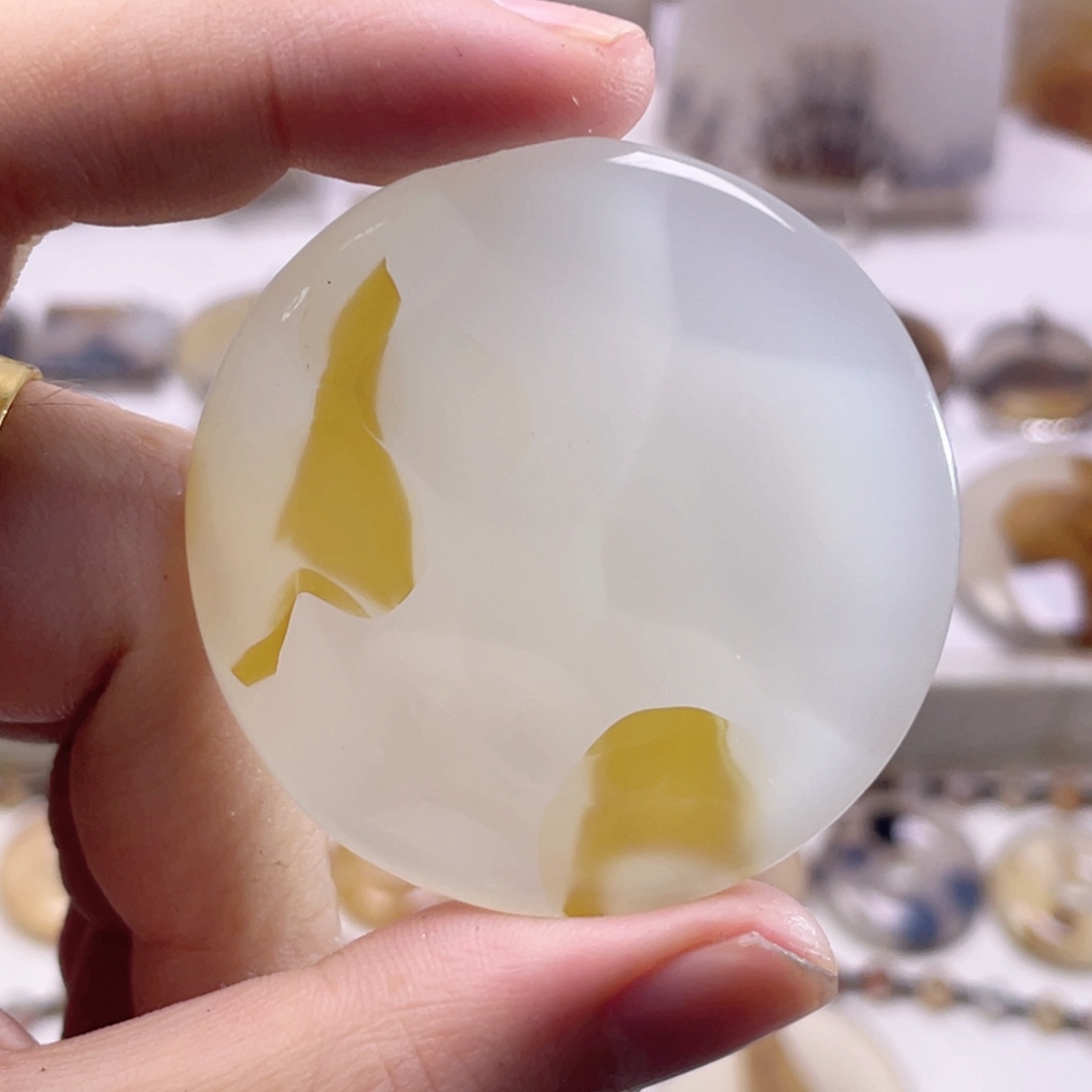 玛瑙/玉髓未镶嵌珠宝奇石