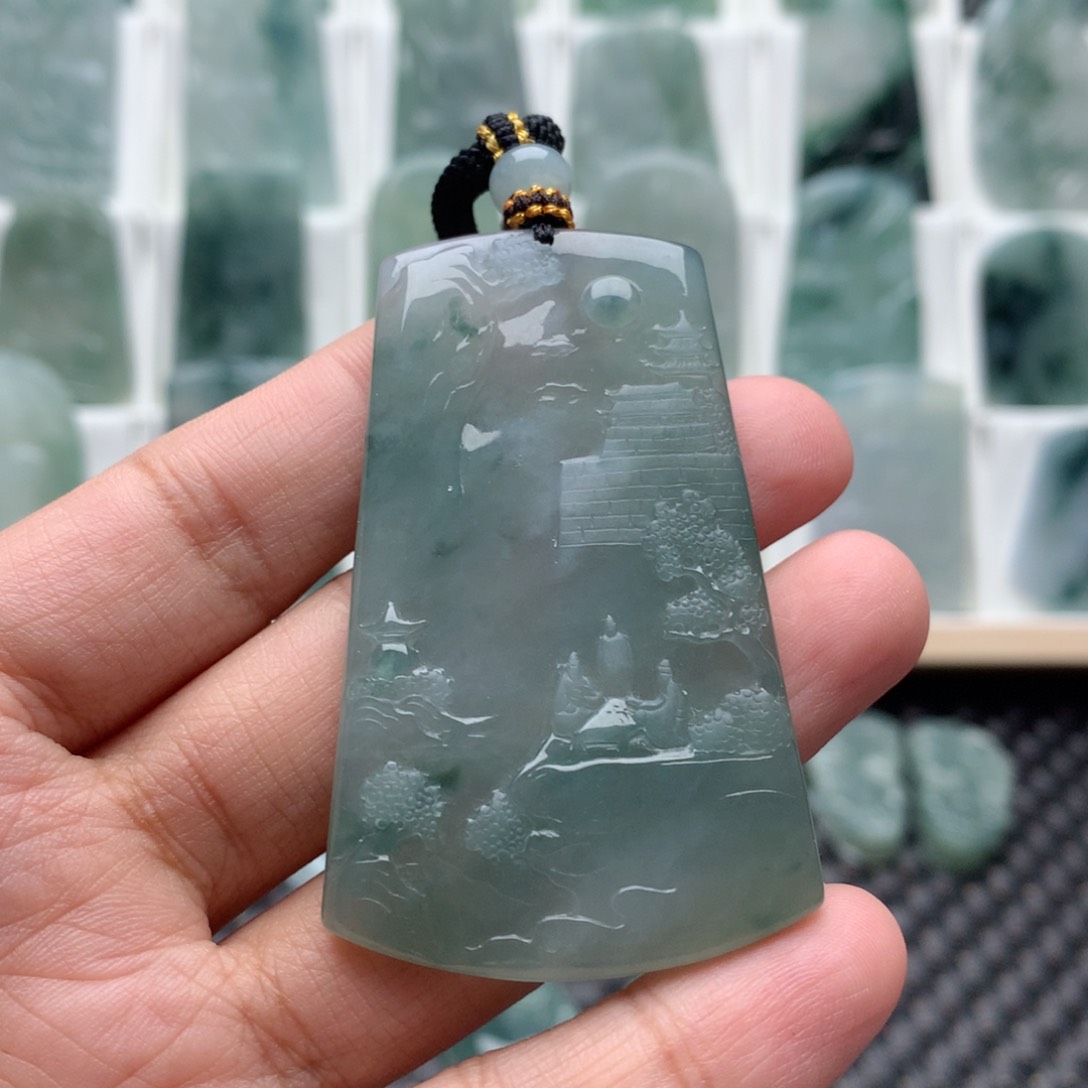 翡翠未镶嵌吊坠(不含链)清****e山水牌