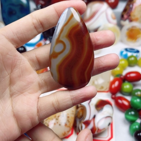 玛瑙/玉髓耳饰未镶嵌