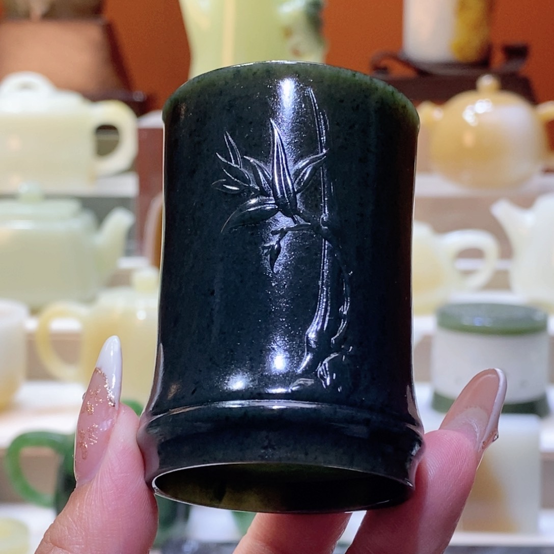 未镶嵌和田玉摆件和田玉青玉竹节杯