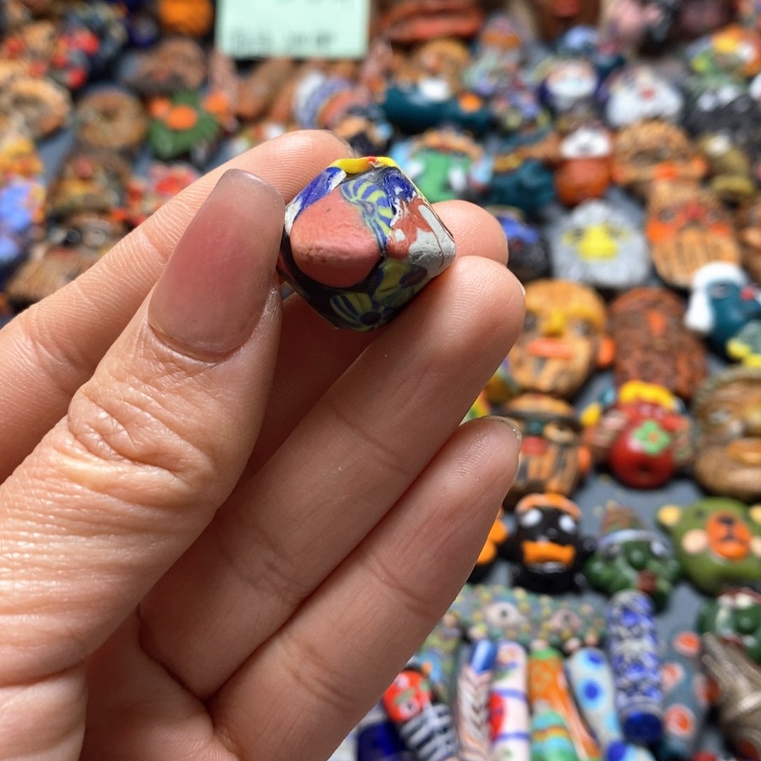 琉璃颈饰印度尼西亚飞碟