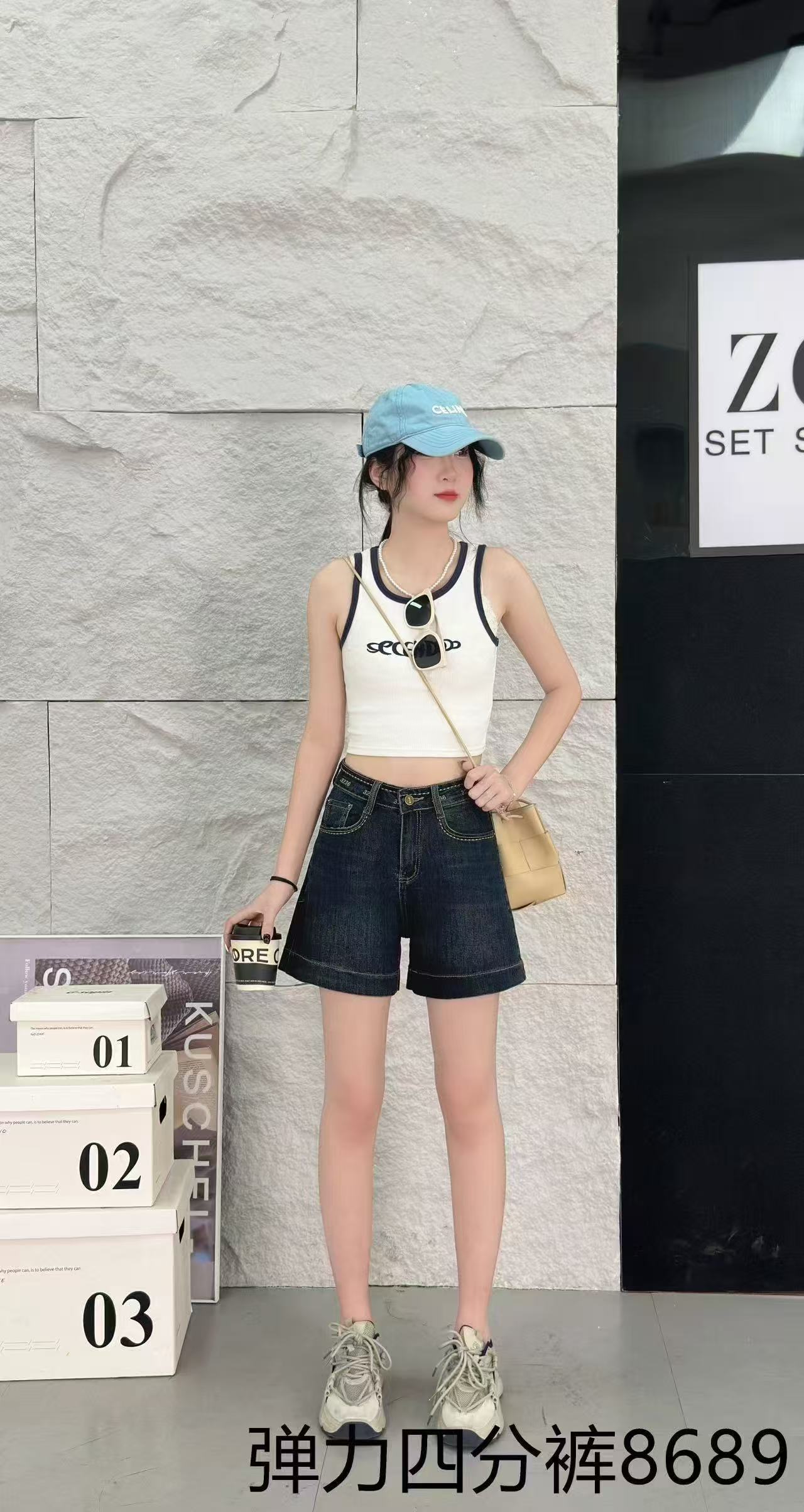 8689款（复古蓝）刺绣显瘦牛仔四分短裤