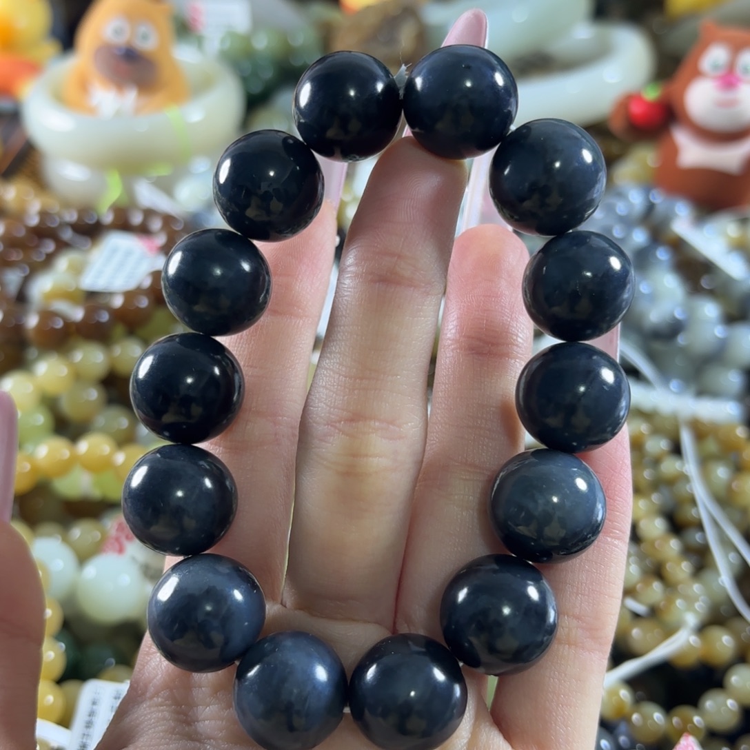 和田玉未镶嵌手链随机发一