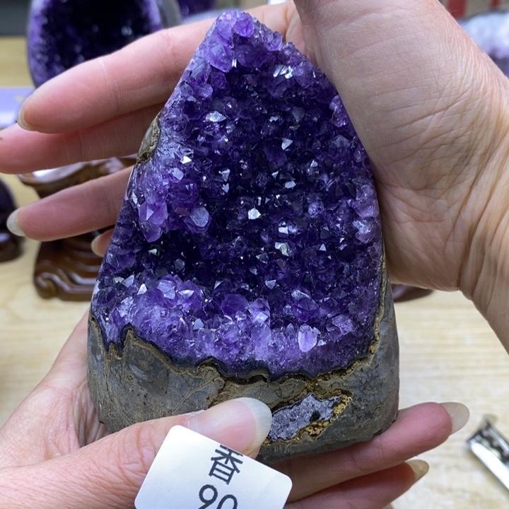 水晶大型摆件（非配饰）未镶嵌