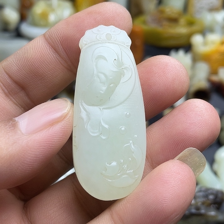 颈饰未镶嵌和田玉