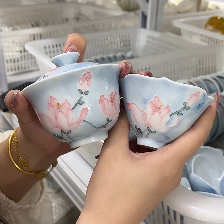 雾漫玉兰两件套哈哈哈哈