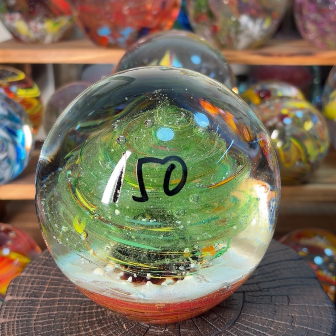 行***走琉璃手工艺品微瑕