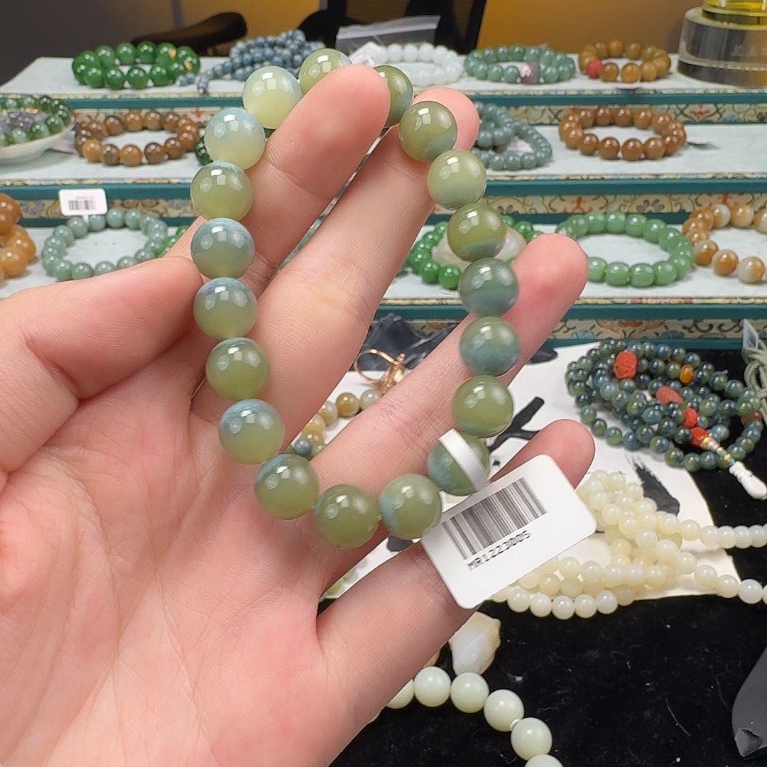 和田玉手串未镶嵌