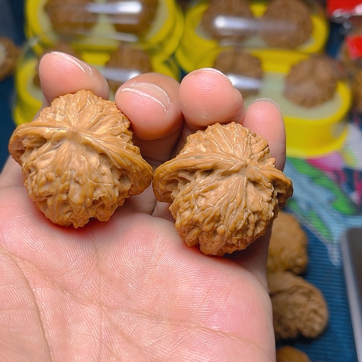 文玩核桃吊坠磨盘