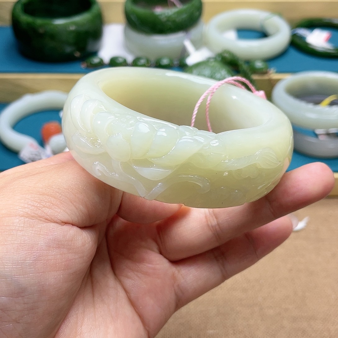 【闪购商品】和田玉手镯5859圈口28未镶嵌