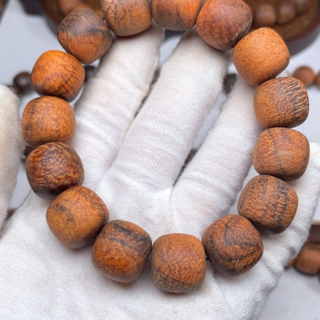 贡木A****1定制产品1516老型龙鳞