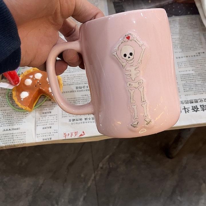 沅***猫满28包邮 微瑕陶瓷。不退不换
