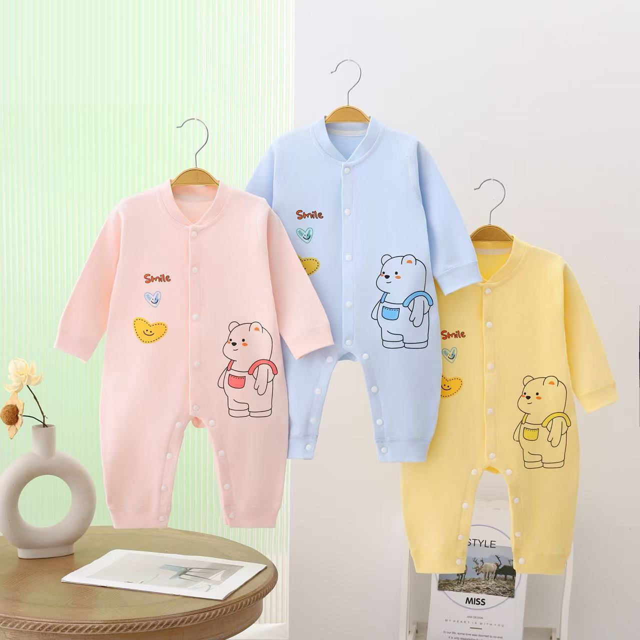 婴儿连体衣无骨爬服新生儿哈衣睡衣春秋季男女宝宝衣服