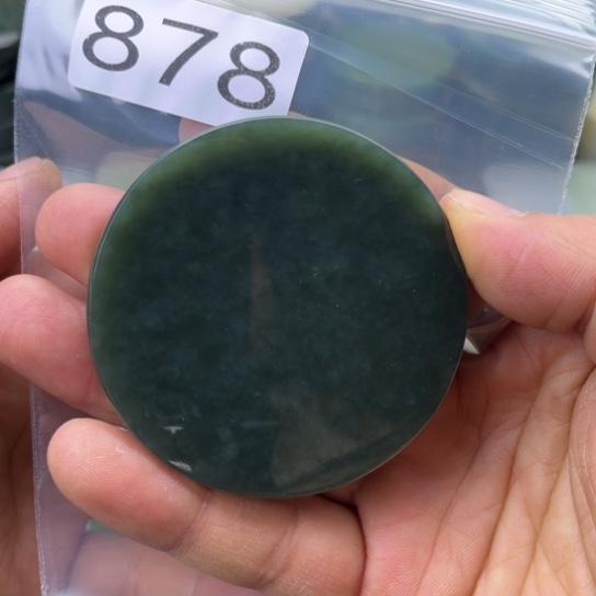 和田玉未镶嵌珠宝半成品