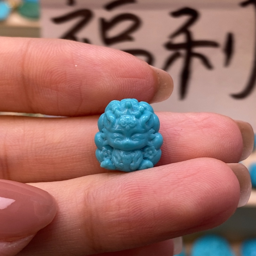 未镶嵌绿松石颈饰