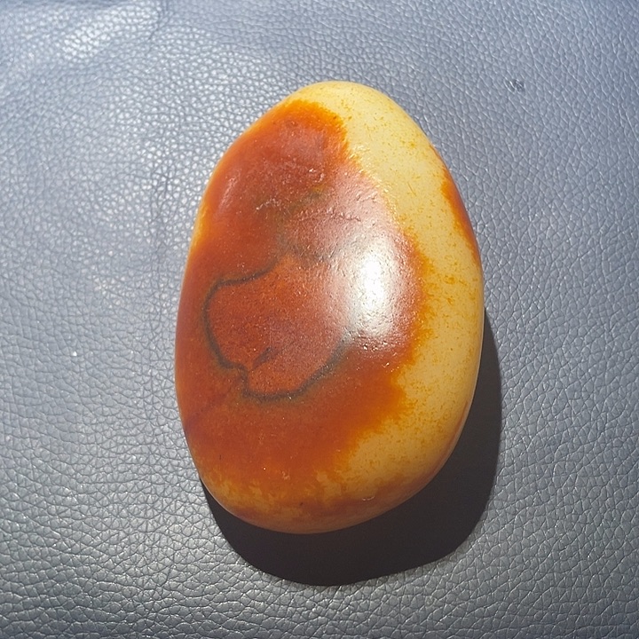 未镶嵌和田玉摆件