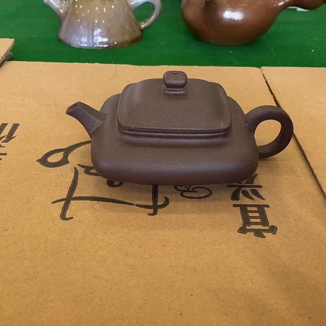 紫砂茶壶紫砂艺术学院的