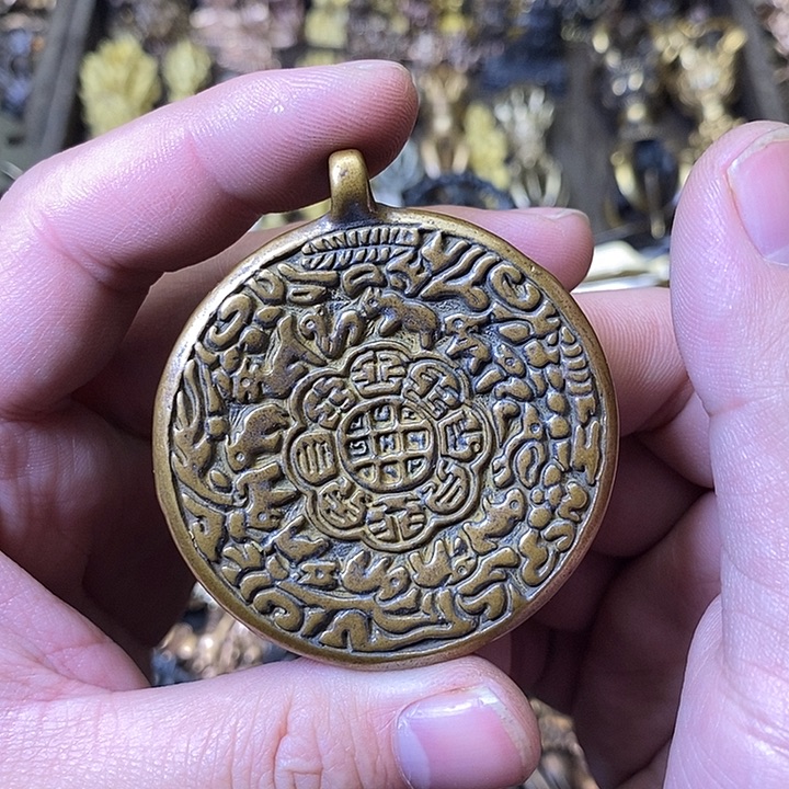 嘉***华藏传福利福利老料吸磁