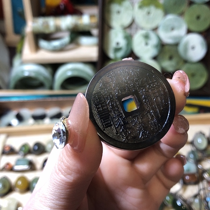 岫玉岫玉挂件未镶嵌