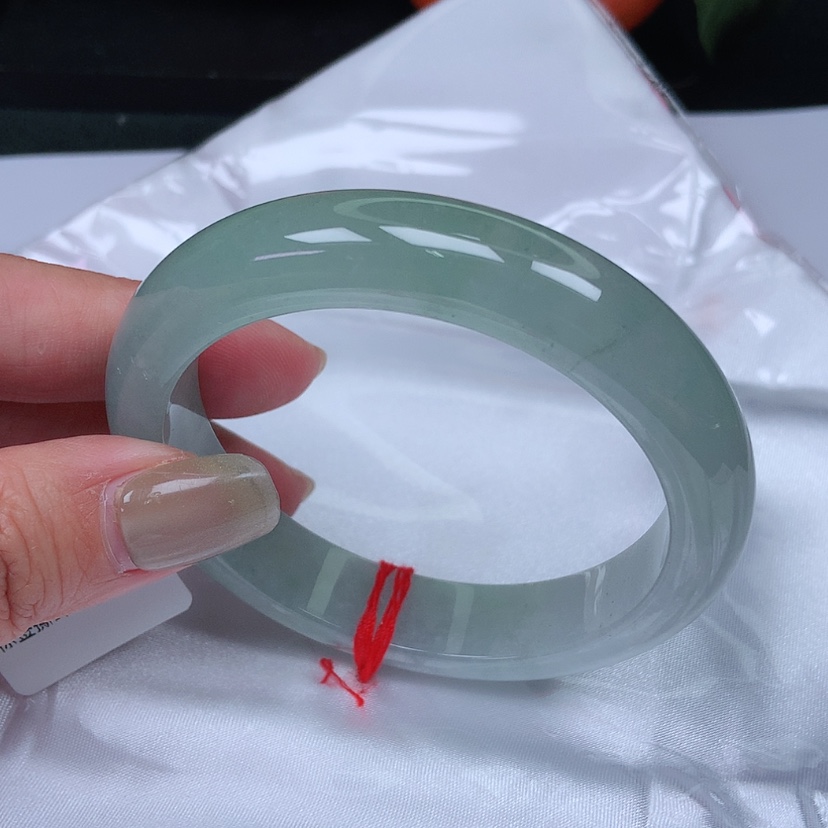 【闪购商品】翡翠手镯未镶嵌，