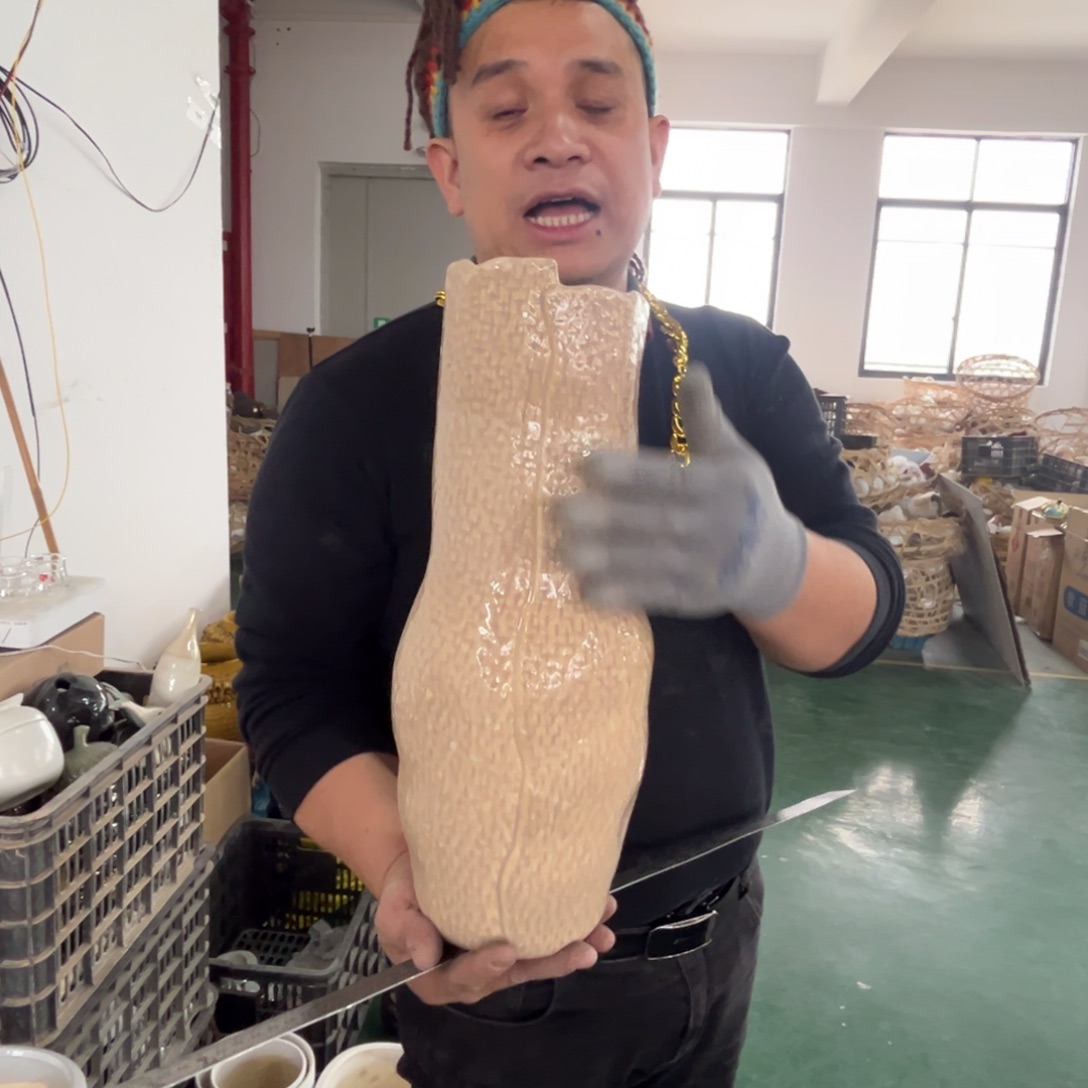 摆件89 号高中低温陶瓷瓶（部分微瑕）