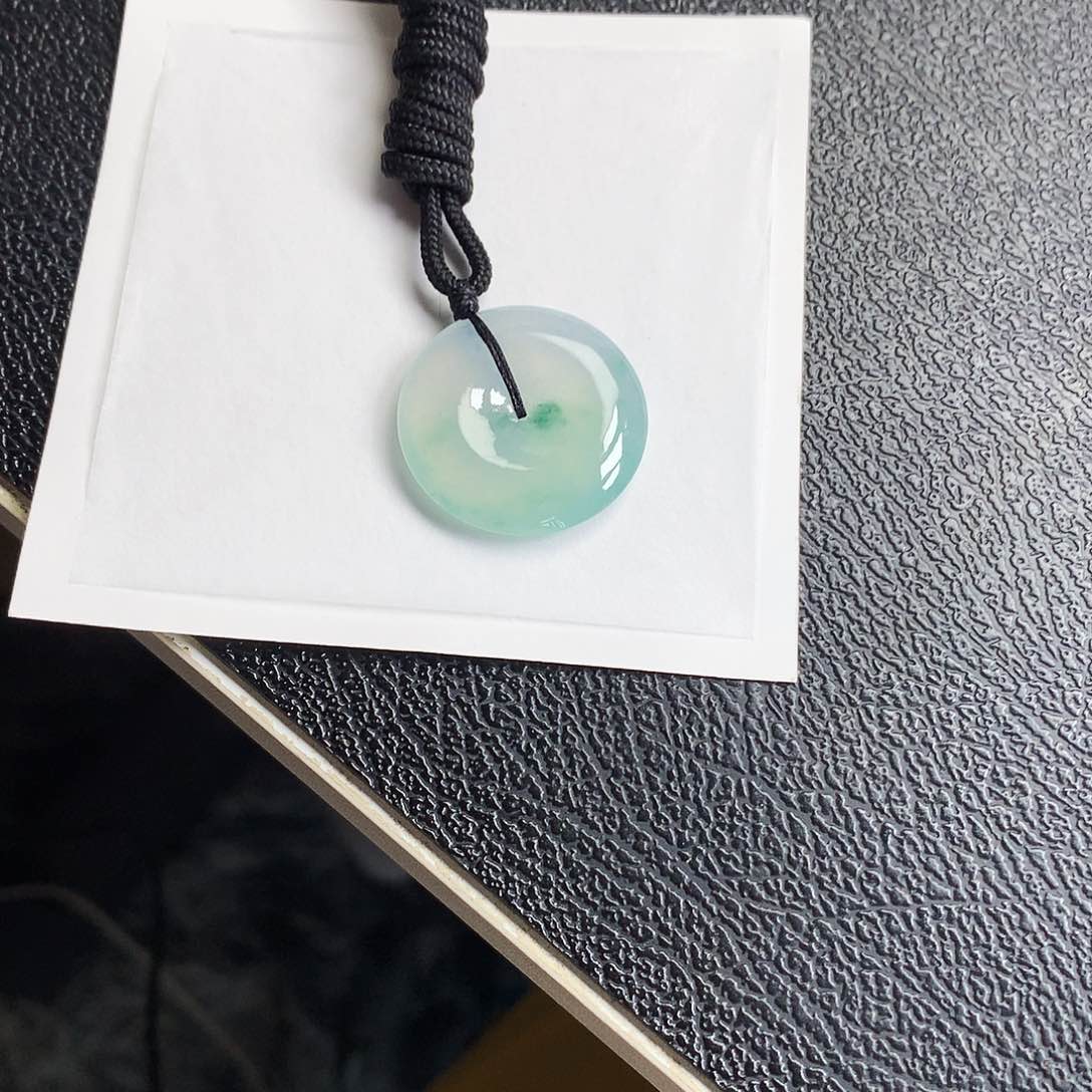 吊坠(不含链)未镶嵌翡翠平安扣