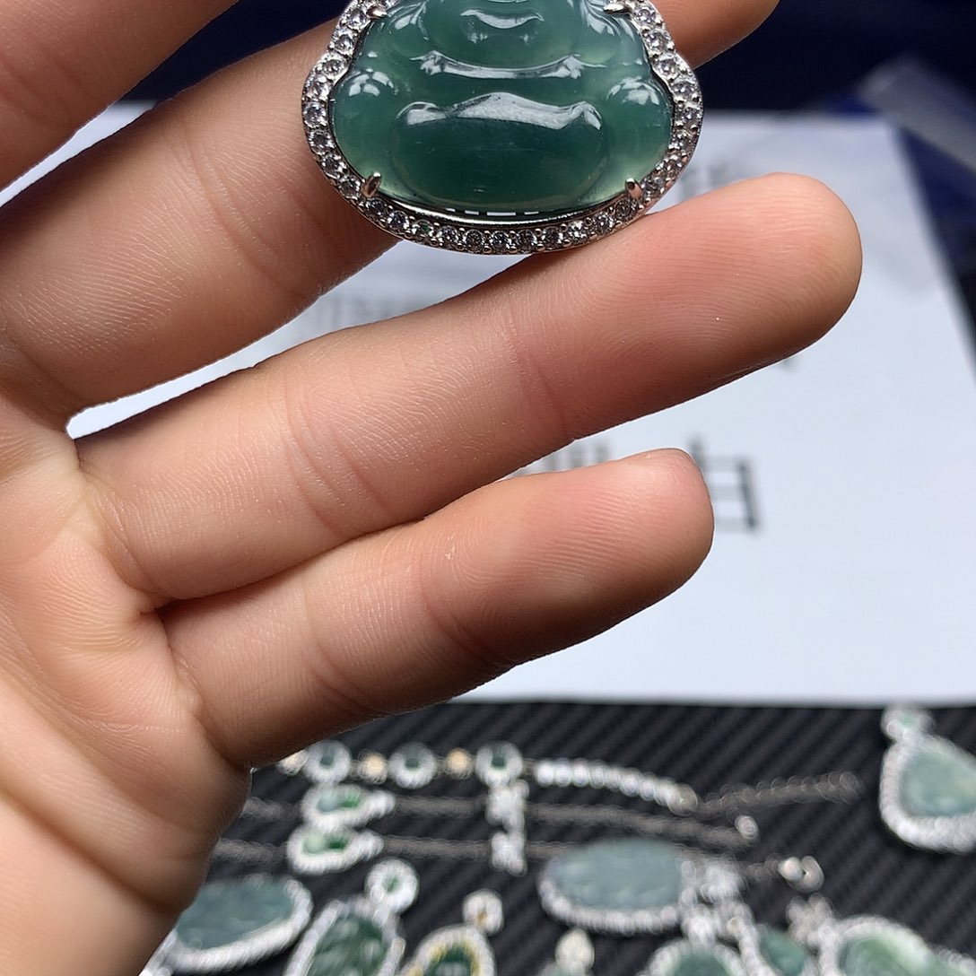 翡翠颈饰未镶嵌123456789