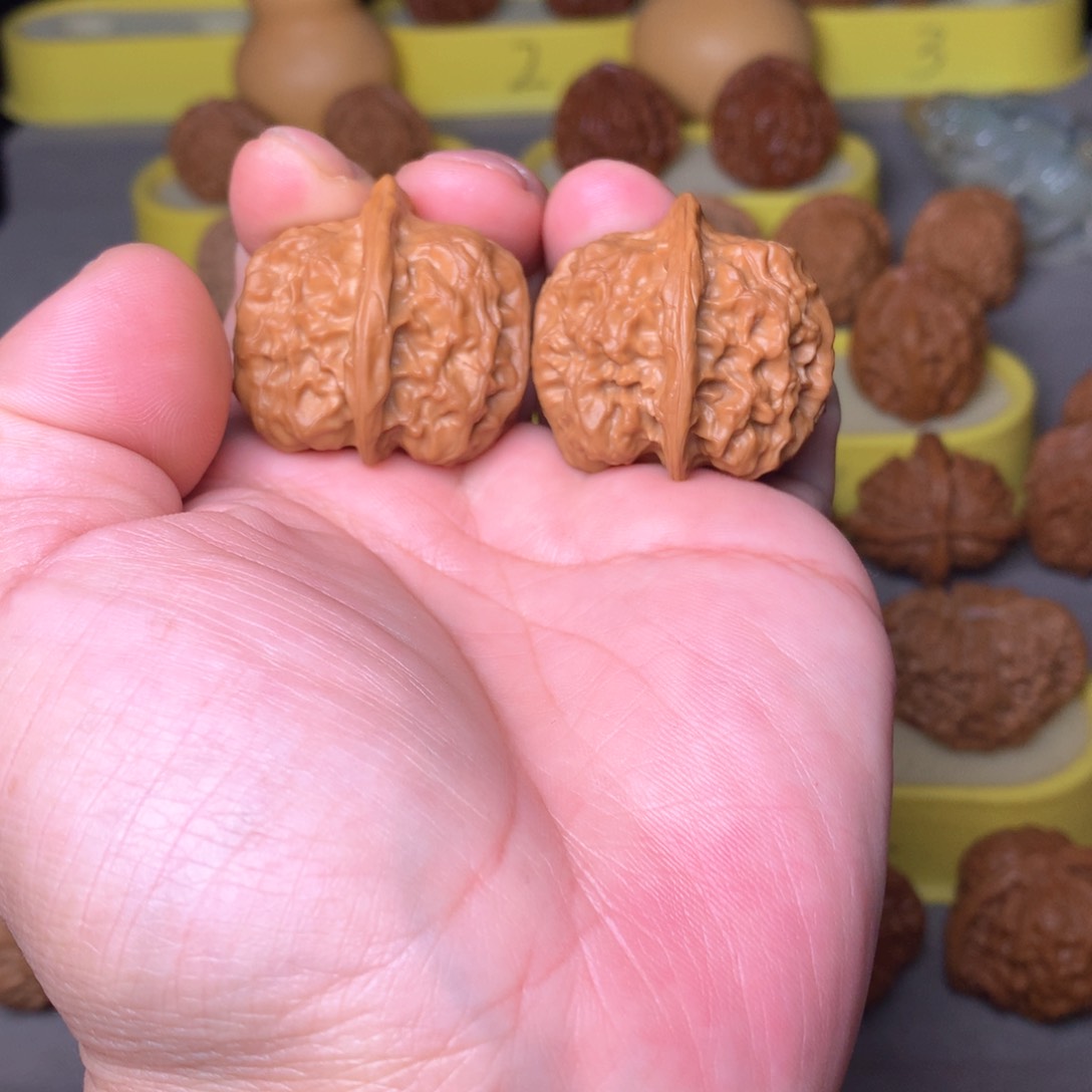 文玩核桃吊坠野生