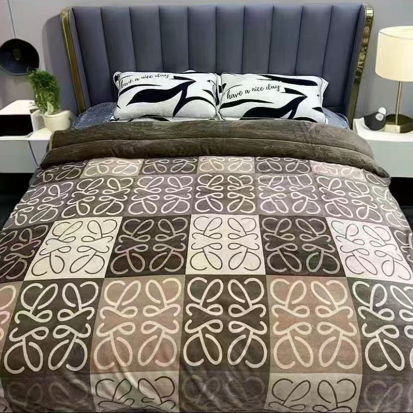 保暖发热防螨不起球休闲风化纤被套磨毛加厚印花奶绒