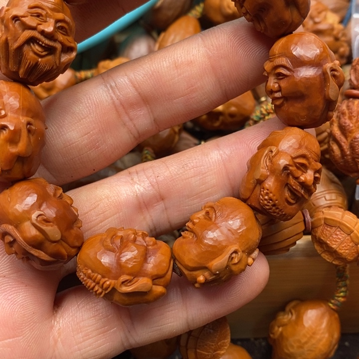 吊坠橄榄核威**窗