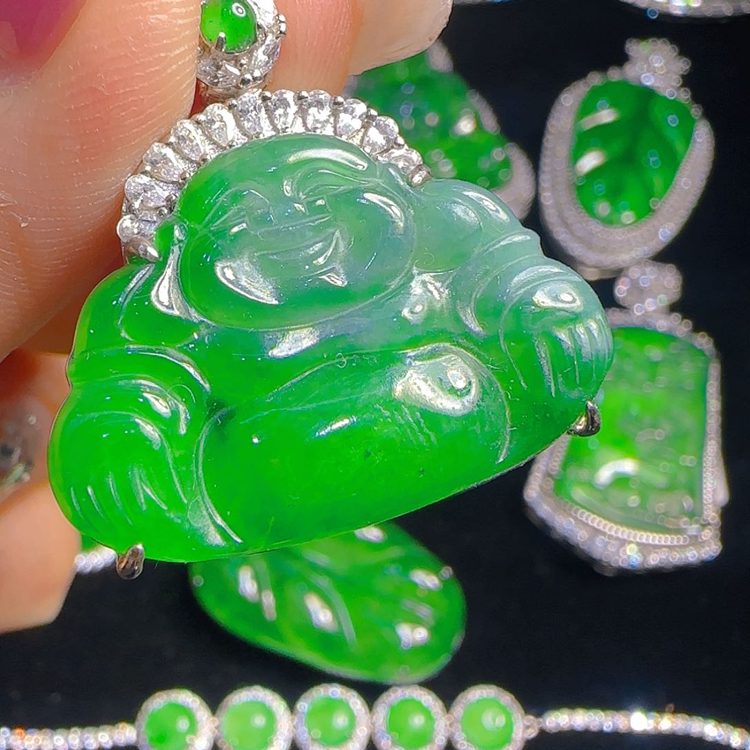 翡翠吊坠(赠链)银S925镶嵌