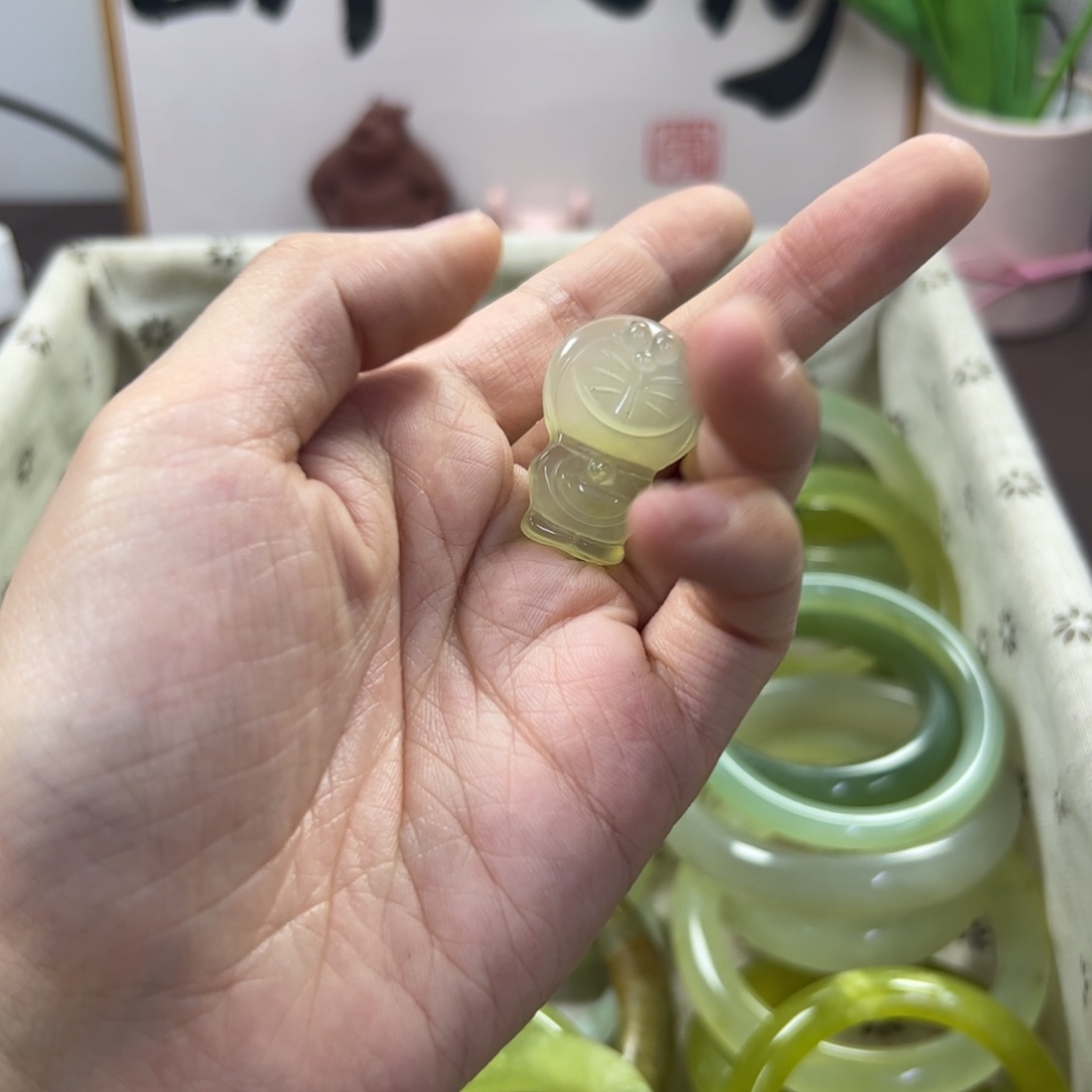 蛇纹石玉手镯未镶嵌352