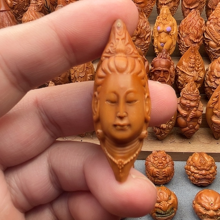 橄榄核吊坠18观音