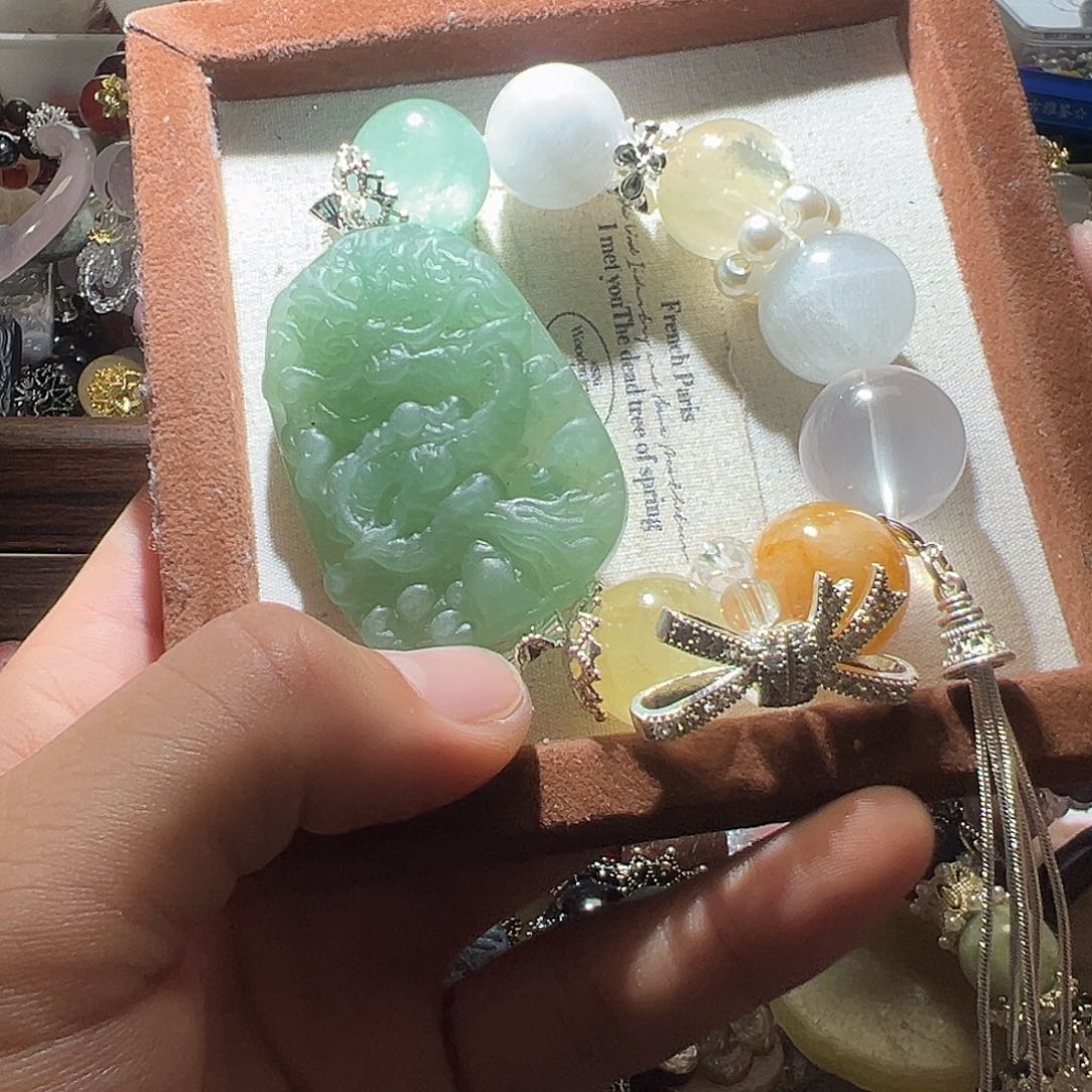 未镶嵌水晶手链水晶手链