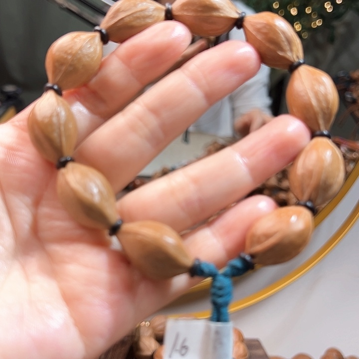 橄榄核吊坠小*梅林铁核1.6