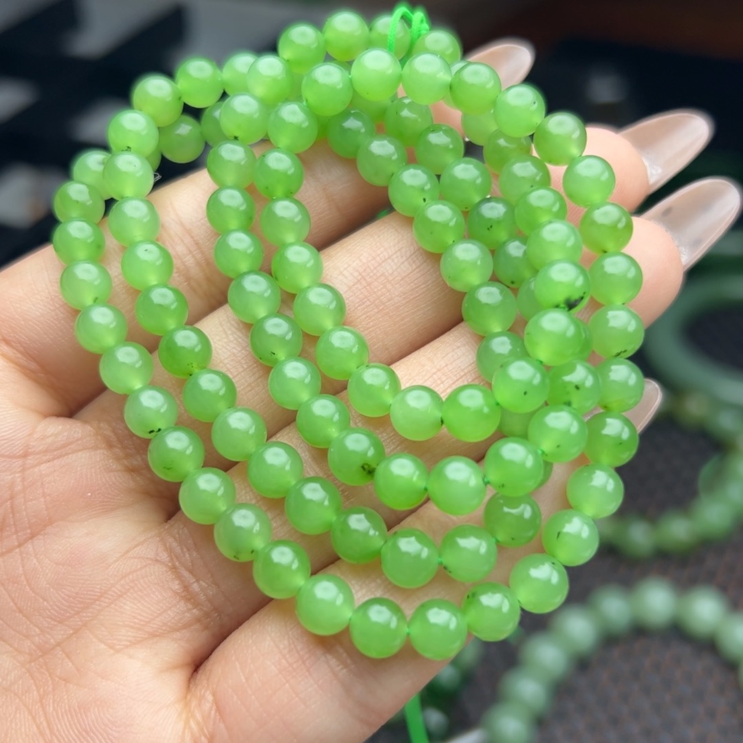 和田玉吊坠未镶嵌