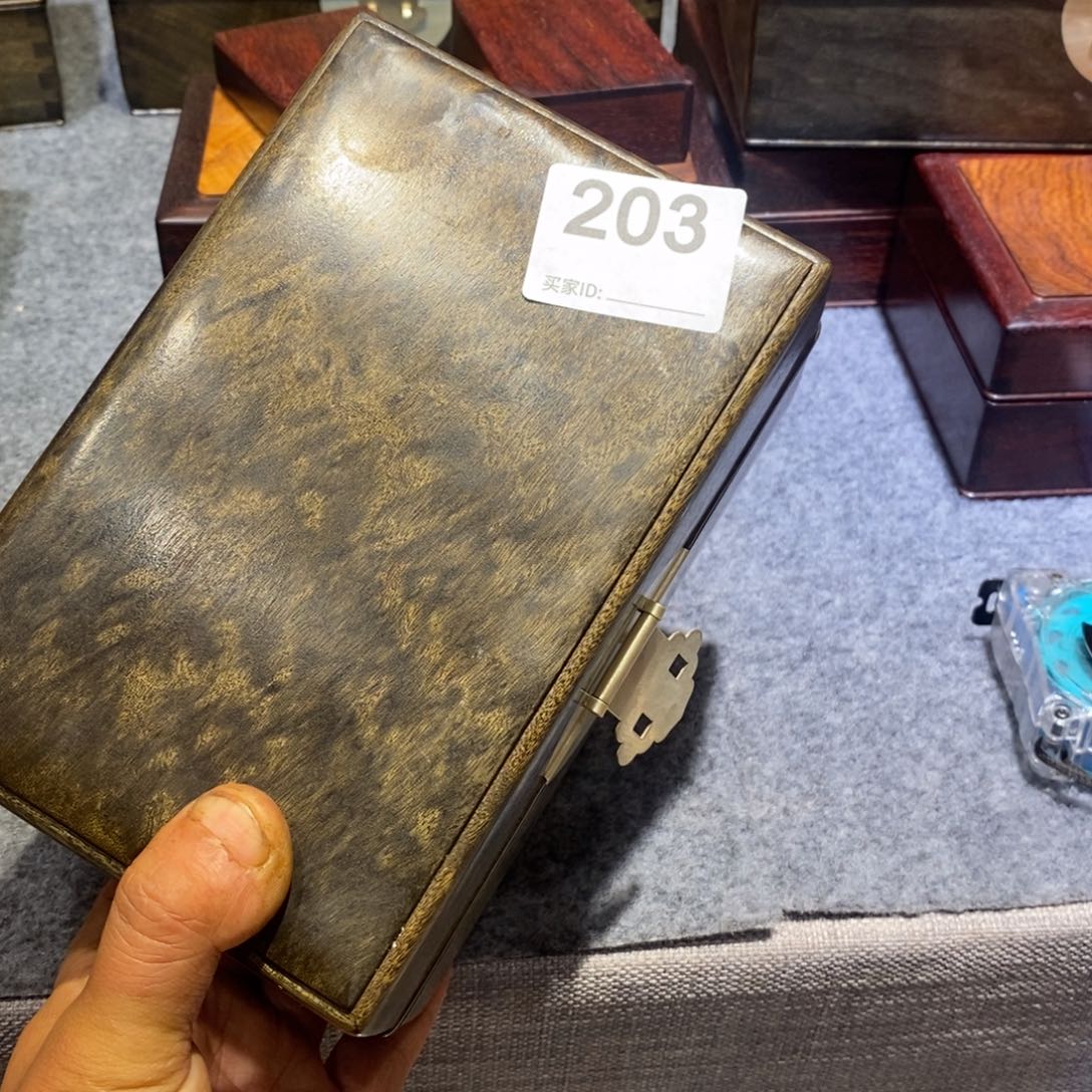 非洲紫檀（红花梨）比**雄