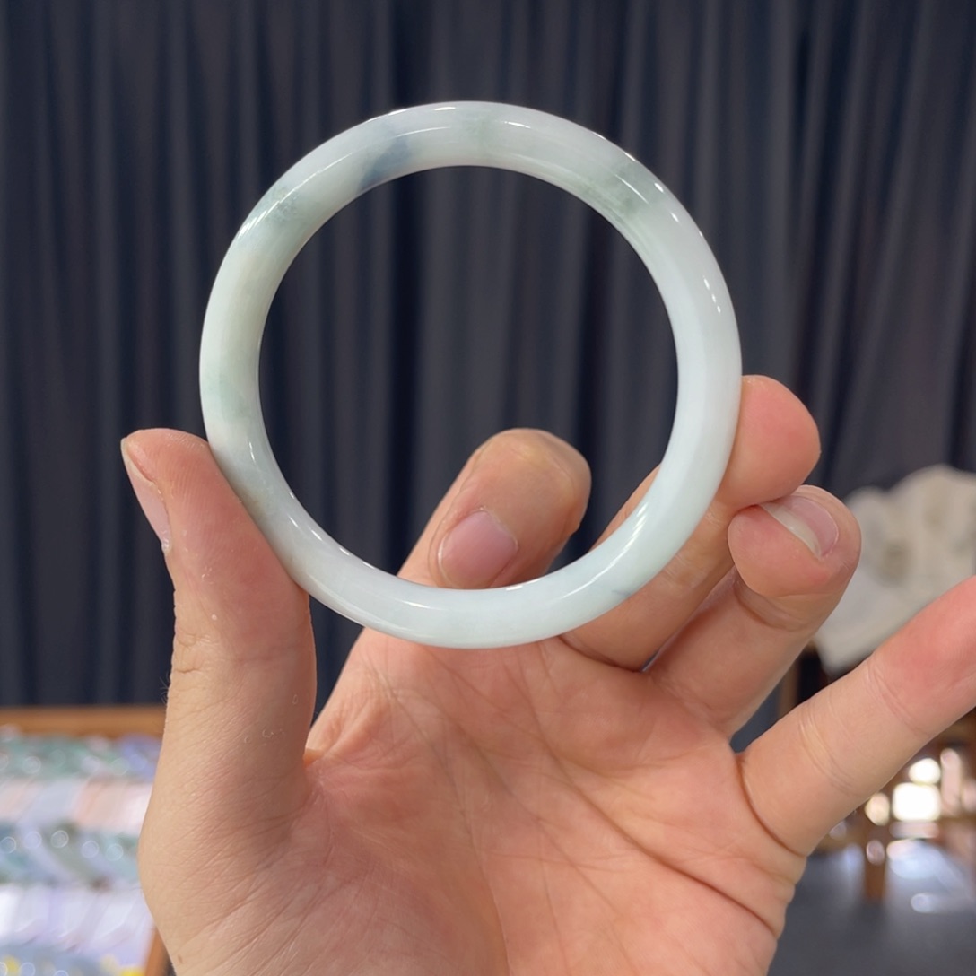 翡翠手镯未镶嵌纯天然缅甸翡翠A货买断