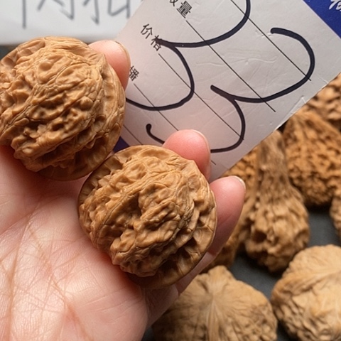 桃核吊坠38全品太行血狮子