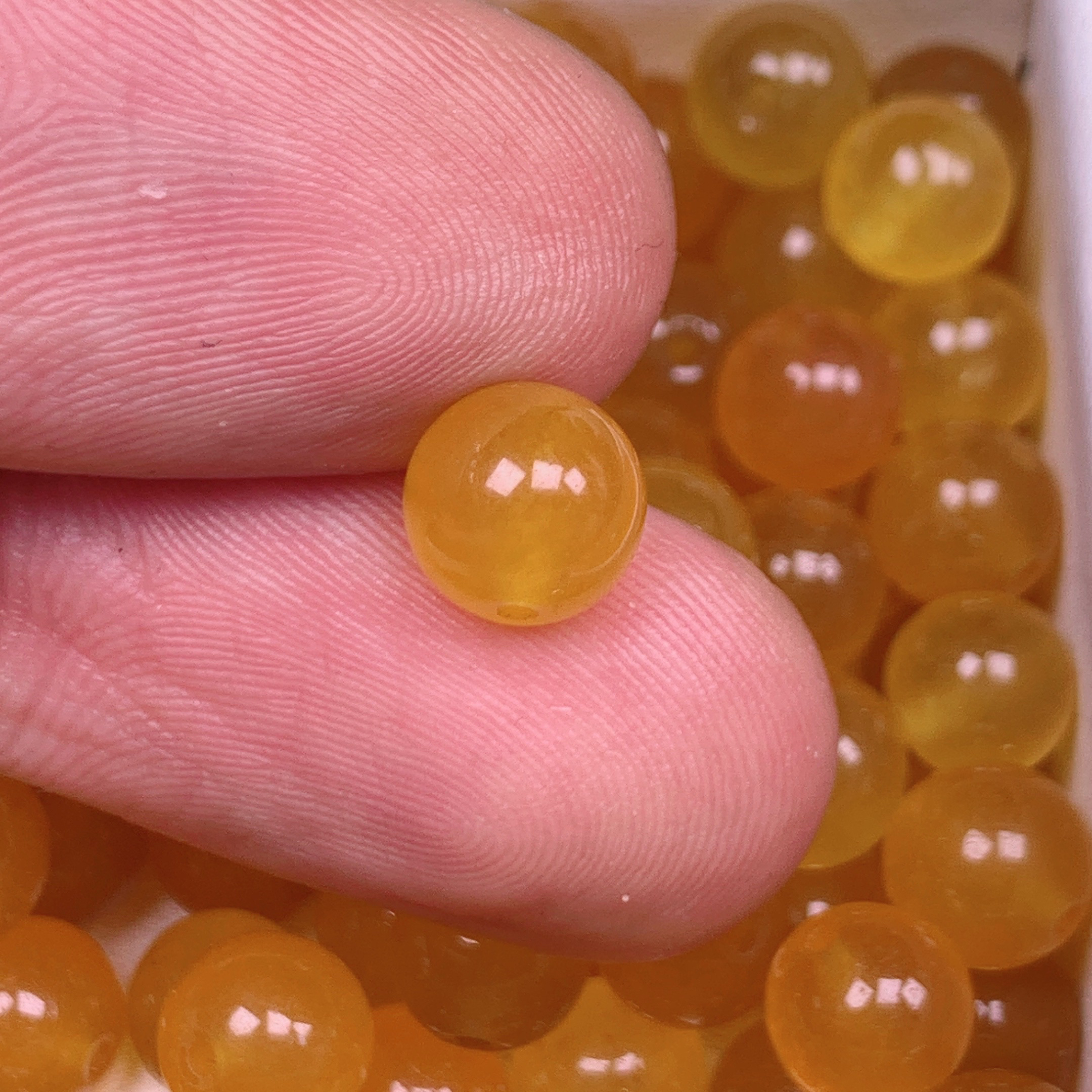 卡7+冰黄翡翠圆珠（拍一颗发一颗 多样性发其一）