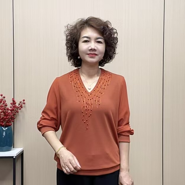 2025秋季休闲百搭气质时尚显瘦减龄洋气长袖遮肚宽松妈妈装