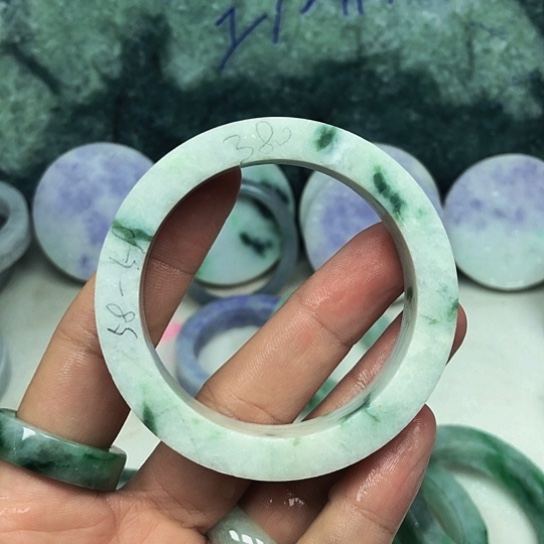 定制翡翠-…………56一59未镶嵌