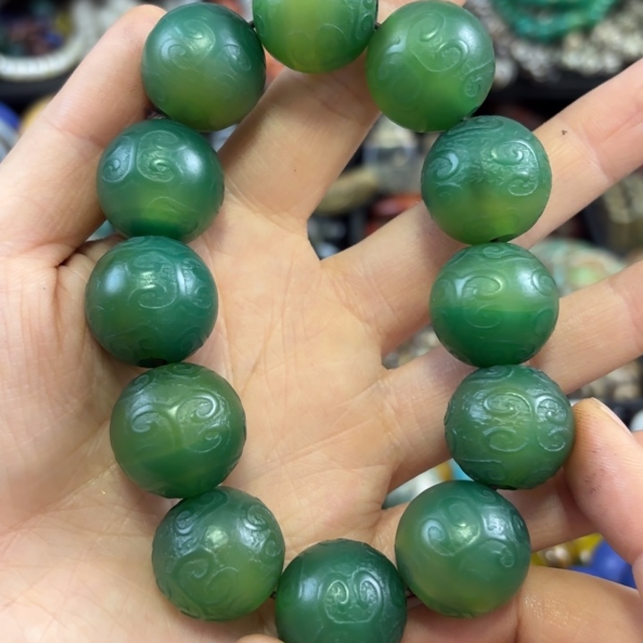 周****玛瑙/玉髓未镶嵌颈饰