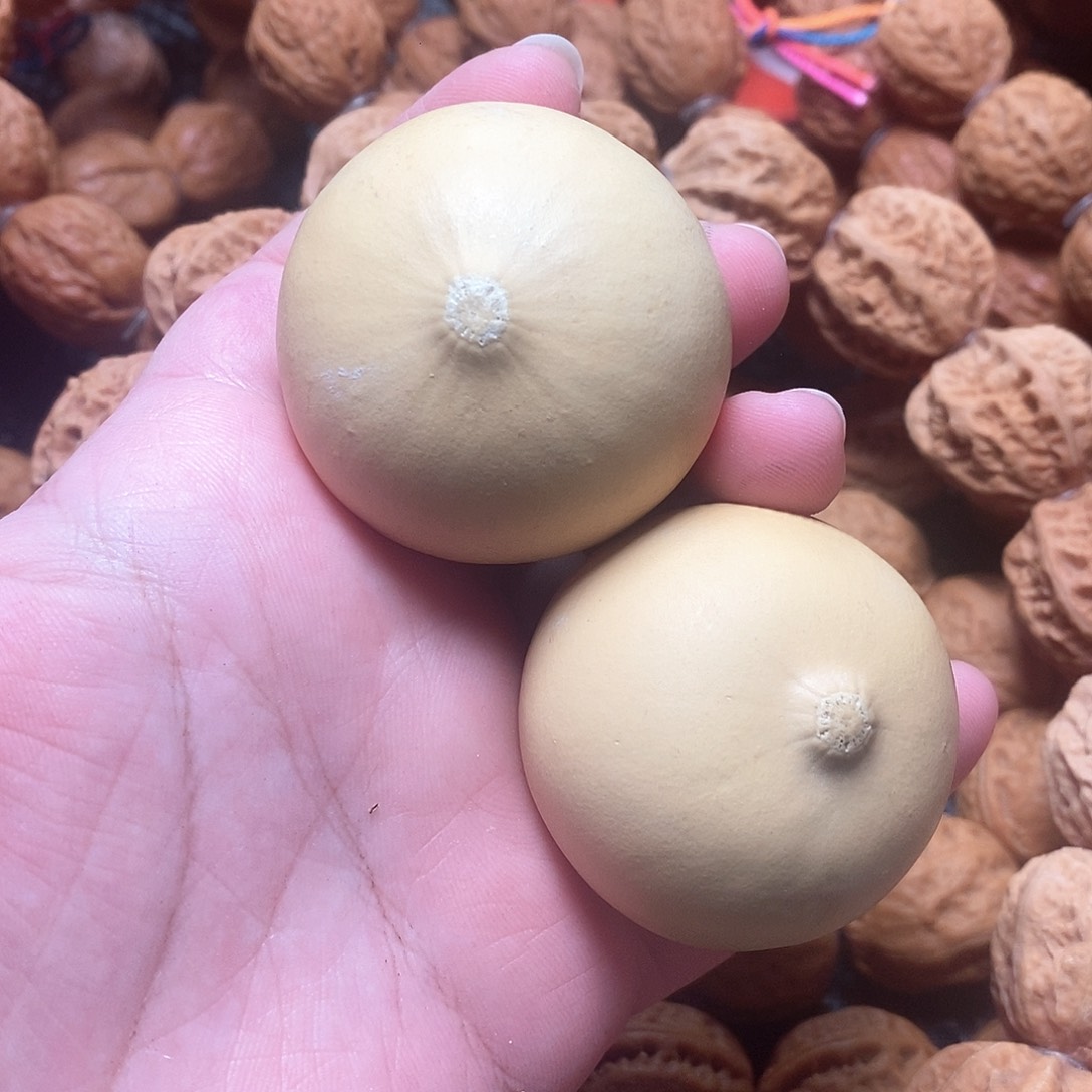 文玩核桃手串葫芦