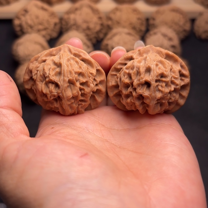 文玩核桃把件42宫灯