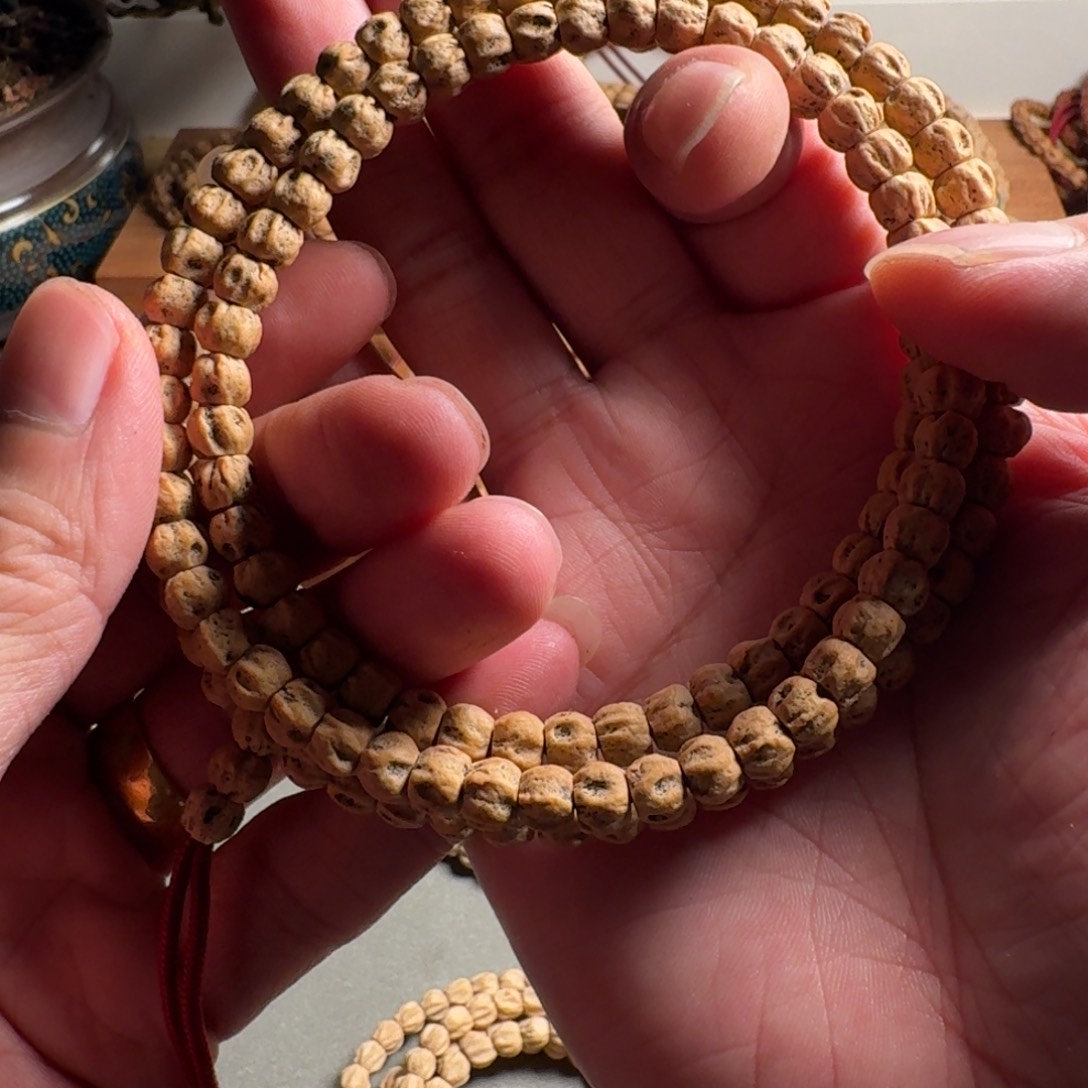 柏香籽/百香籽手串7毫米爆肉龙脊鬼脸