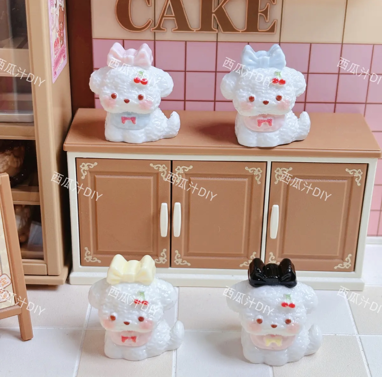 【西瓜汁】蝴蝶结小狗树脂食玩配件